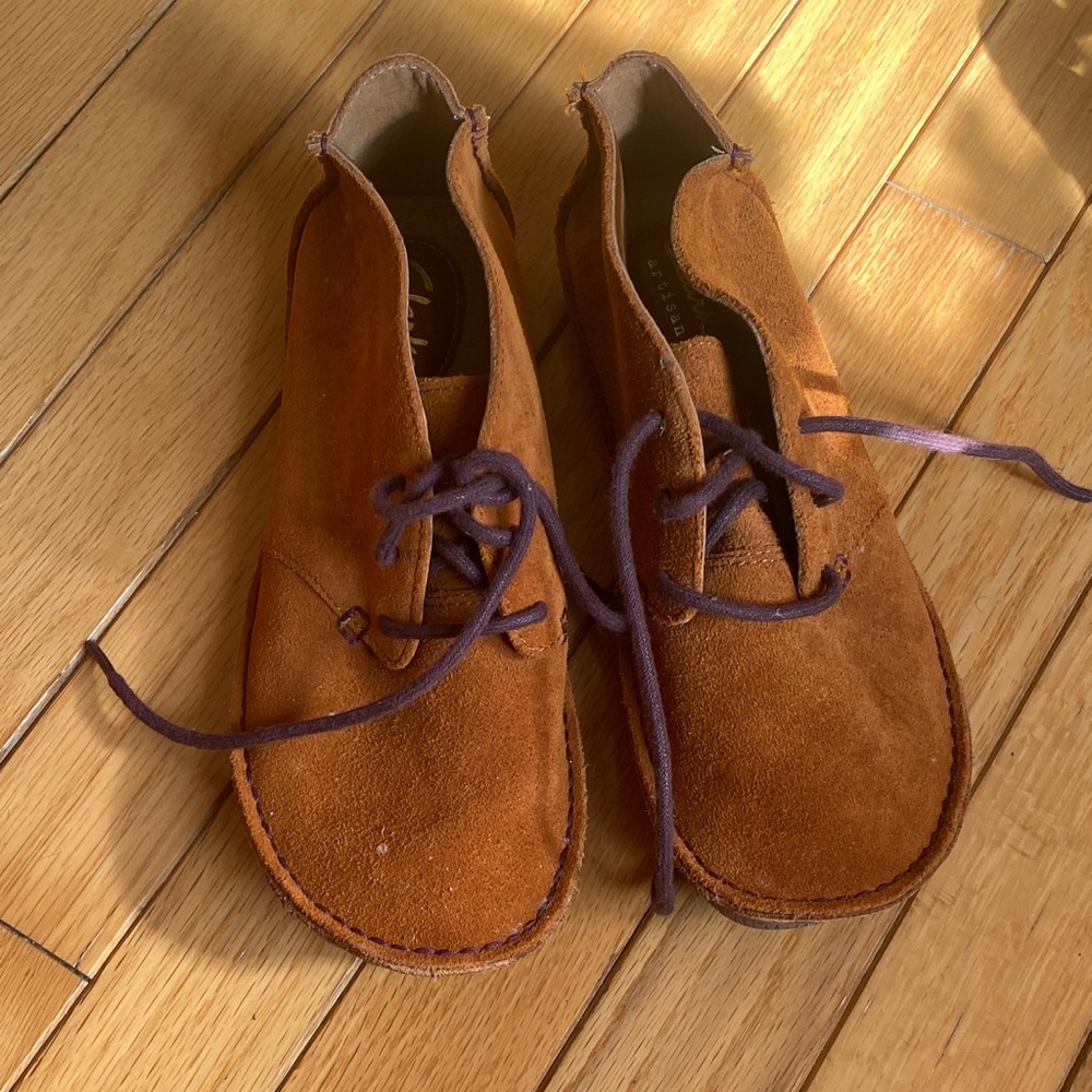Clarks Artisan Tan Suede Shoes